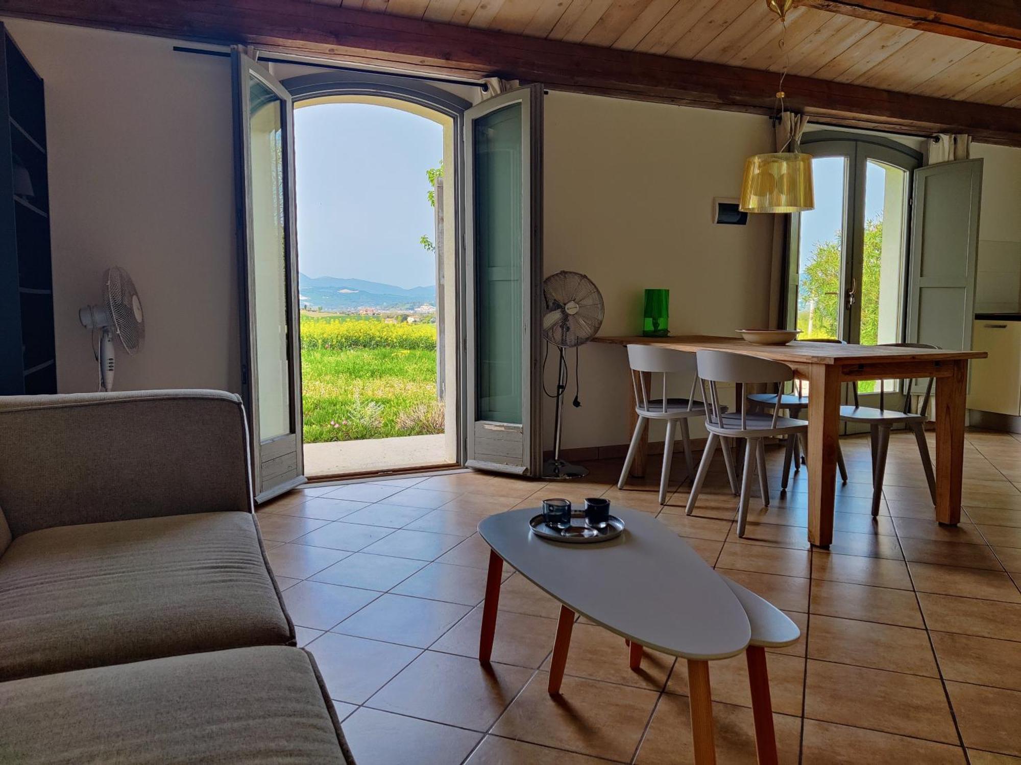 Rustico Del Bozzo Guest House Castelleone di Suasa Екстериор снимка