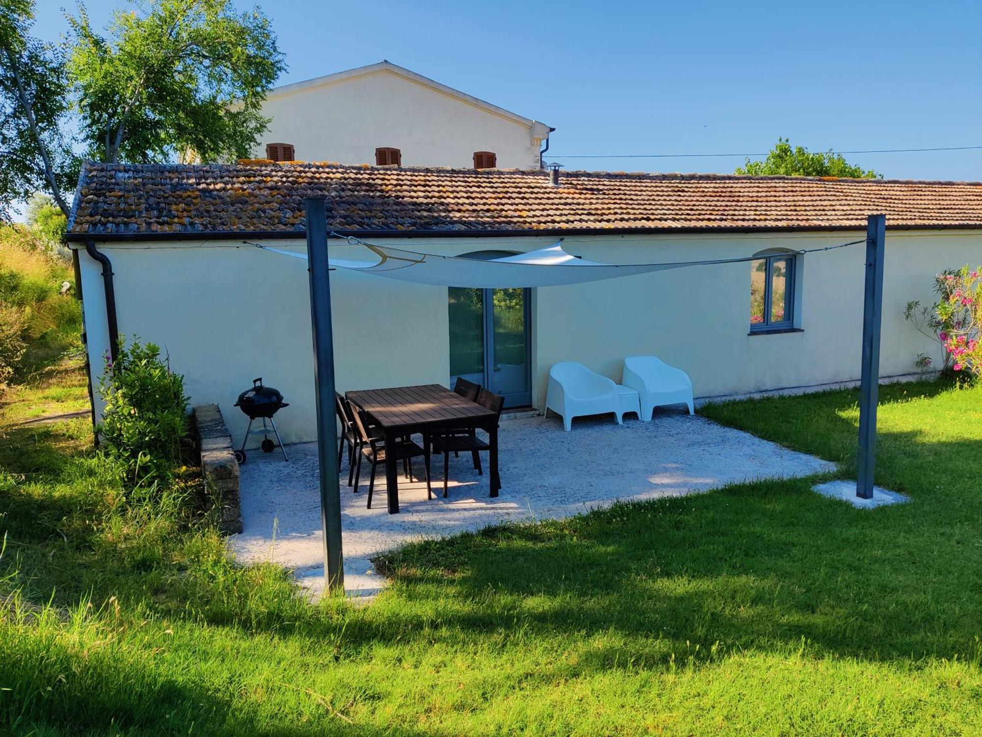 Rustico Del Bozzo Guest House Castelleone di Suasa Екстериор снимка